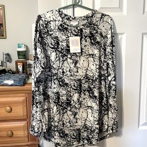 New LuLaRoe Erin top small